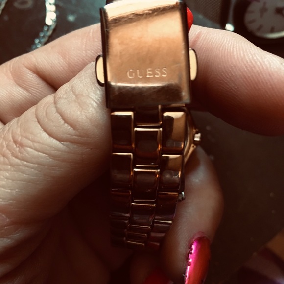 Watch - Picture 3 of 3